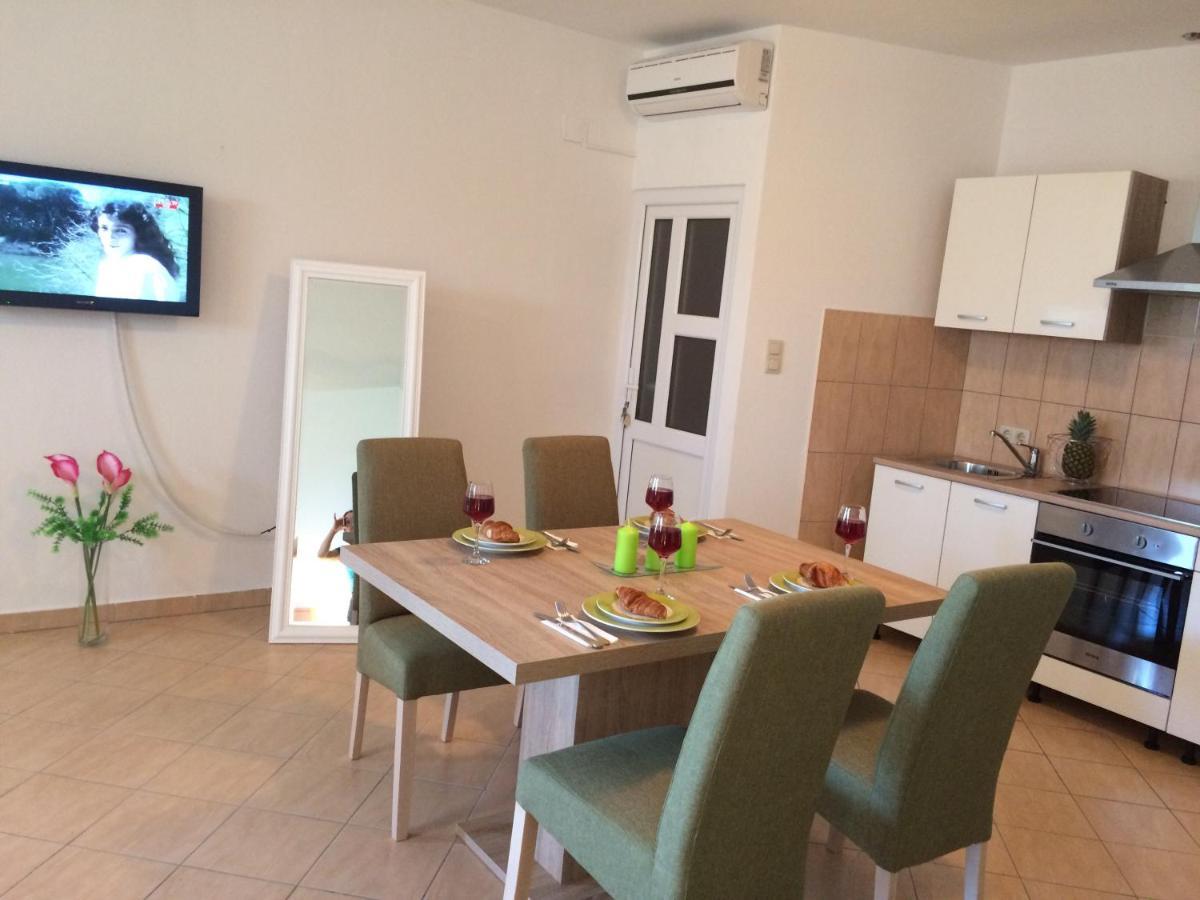 Plano Studio Trogir Romina 아파트 외부 사진